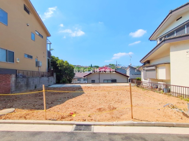 G00378114 神奈川県横浜市港北区日吉本町６丁目 新築一戸建て 7980万円 土地面積128.79m² (約38.95坪) 建物面積97.80m² (約29.58坪) 間取り４ＬＤＫ 築年月2025年10月【外観9】
