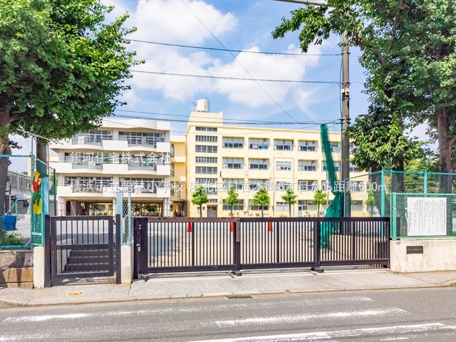 G00378114 神奈川県横浜市港北区日吉本町６丁目 新築一戸建て 7980万円 土地面積128.79m² (約38.95坪) 建物面積97.80m² (約29.58坪) 間取り４ＬＤＫ 築年月2025年10月【周辺環境】横浜市立駒林小学校