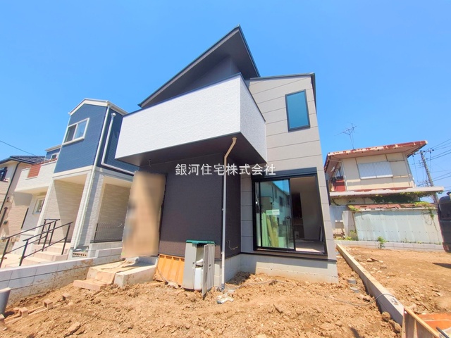 G00378118 千葉県船橋市西習志野１丁目 新築一戸建て 4280万円 土地面積92.05m² (約27.84坪) 建物面積90.61m² (約27.40坪) 間取り３ＳＬＤＫ 築年月2025年07月(築１年以内)【外観5】