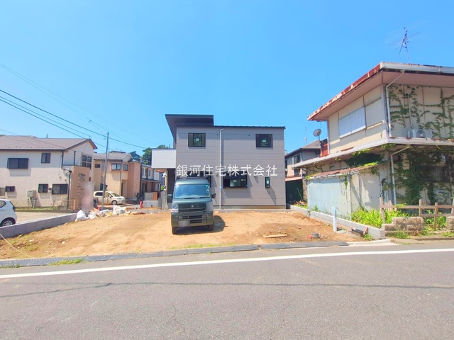G00378118 千葉県船橋市西習志野１丁目 新築一戸建て 4280万円 土地面積92.05m² (約27.84坪) 建物面積90.61m² (約27.40坪) 間取り３ＳＬＤＫ 築年月2025年07月(築１年以内)【外観8】