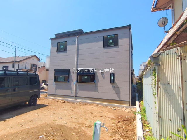 G00378118 千葉県船橋市西習志野１丁目 新築一戸建て 4280万円 土地面積92.05m² (約27.84坪) 建物面積90.61m² (約27.40坪) 間取り３ＳＬＤＫ 築年月2025年07月(築１年以内)【外観9】