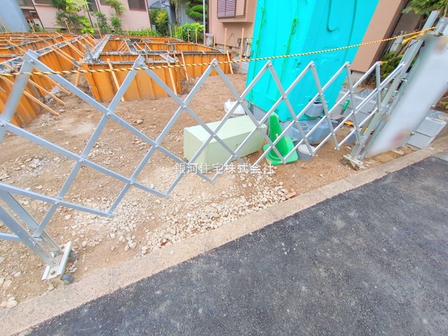 G00378120 千葉県習志野市秋津５丁目 新築一戸建て 4490万円 土地面積84.45m² (約25.54坪) 建物面積80.71m² (約24.41坪) 間取り２ＳＬＤＫ 築年月2025年09月【外観13】