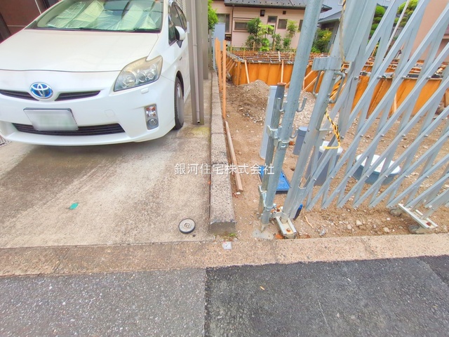 G00378121 千葉県習志野市秋津５丁目 新築一戸建て 4390万円 土地面積84.45m² (約25.54坪) 建物面積80.30m² (約24.29坪) 間取り２ＳＬＤＫ 築年月2025年09月【外観11】
