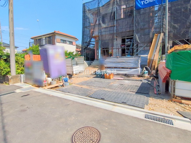 G00378122 神奈川県平塚市入野 新築一戸建て 3680万円 土地面積135.82m² (約41.08坪) 建物面積101.43m² (約30.68坪) 間取り３ＬＤＫ 築年月2025年08月【外観8】