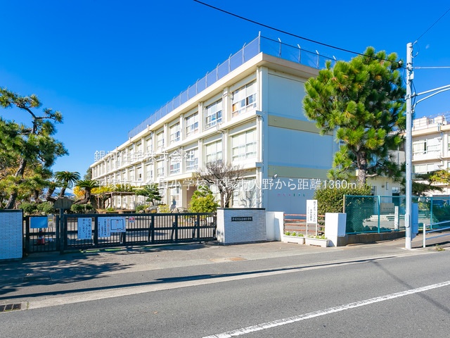 G00378123 神奈川県平塚市入野 新築一戸建て 3680万円 土地面積135.81m² (約41.08坪) 建物面積99.98m² (約30.24坪) 間取り４ＬＤＫ 築年月2025年08月【周辺環境】平塚市立金田小学校