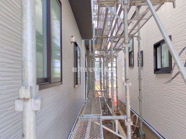 G00378124 神奈川県平塚市入野 新築一戸建て 3680万円 土地面積135.82m² (約41.08坪) 建物面積100.86m² (約30.51坪) 間取り４ＬＤＫ 築年月2025年08月【外観8】
