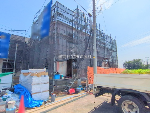 G00378127 神奈川県平塚市入野 新築一戸建て 3380万円 土地面積135.82m² (約41.08坪) 建物面積101.09m² (約30.57坪) 間取り４ＬＤＫ 築年月2025年08月【外観9】