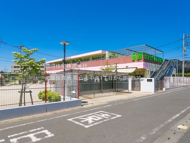 G00378128 埼玉県狭山市中央１丁目 新築一戸建て 3998万円 土地面積102.73m² (約31.07坪) 建物面積98.53m² (約29.80坪) 間取り３ＬＤＫ 築年月2025年07月(築１年以内)【周辺環境】祇園保育所