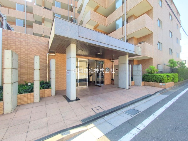 G00378143 埼玉県川口市元郷１丁目 中古マンション 4199万円 専有面積68.59m² (約20.74坪) 間取り３ＬＤＫ 所在階2階 築年月2002年07月(築23年)【外観5】