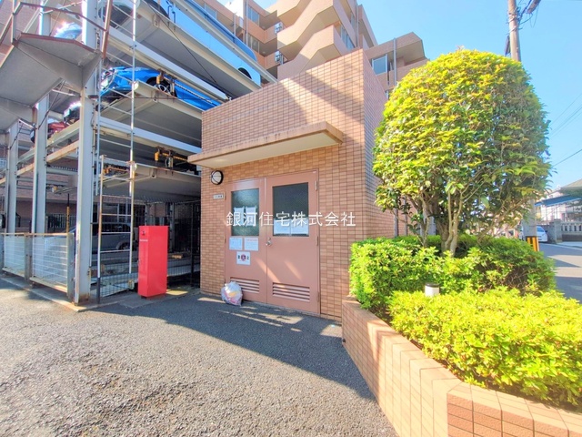 G00378143 埼玉県川口市元郷１丁目 中古マンション 4199万円 専有面積68.59m² (約20.74坪) 間取り３ＬＤＫ 所在階2階 築年月2002年07月(築23年)【外観6】
