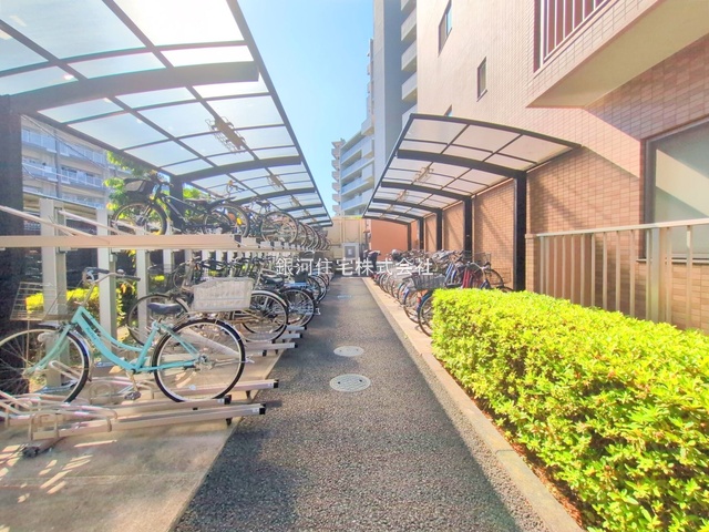 G00378143 埼玉県川口市元郷１丁目 中古マンション 4199万円 専有面積68.59m² (約20.74坪) 間取り３ＬＤＫ 所在階2階 築年月2002年07月(築23年)【外観11】