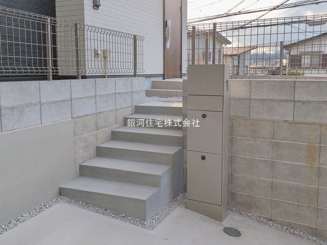 G00382724 神奈川県厚木市長谷 新築一戸建て 3180万円 土地面積123.97m² (約37.50坪) 建物面積97.50m² (約29.49坪) 間取り４ＬＤＫ 築年月2026年01月(築１年以内)【外観4】