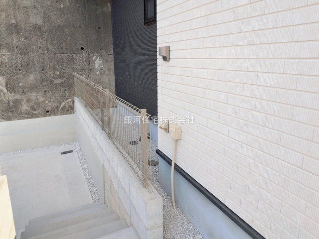 G00382724 神奈川県厚木市長谷 新築一戸建て 3180万円 土地面積123.97m² (約37.50坪) 建物面積97.50m² (約29.49坪) 間取り４ＬＤＫ 築年月2026年01月(築１年以内)【外観7】