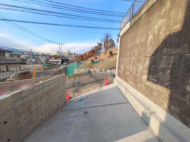 G00382724 神奈川県厚木市長谷 新築一戸建て 3180万円 土地面積123.97m² (約37.50坪) 建物面積97.50m² (約29.49坪) 間取り４ＬＤＫ 築年月2026年01月(築１年以内)【外観13】