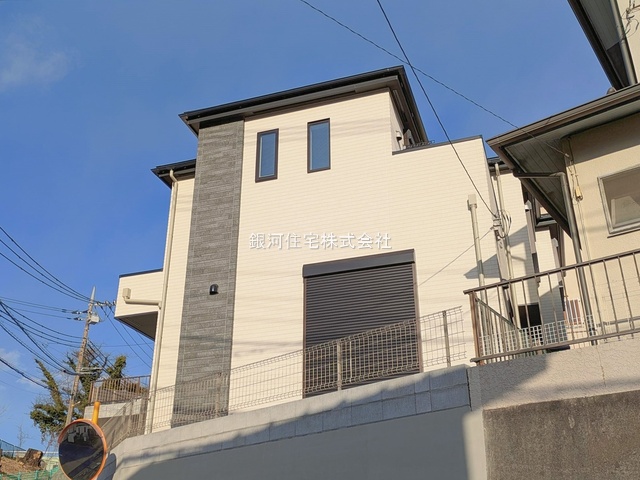 G00382724 神奈川県厚木市長谷 新築一戸建て 3180万円 土地面積123.97m² (約37.50坪) 建物面積97.50m² (約29.49坪) 間取り４ＬＤＫ 築年月2026年01月(築１年以内)【外観15】