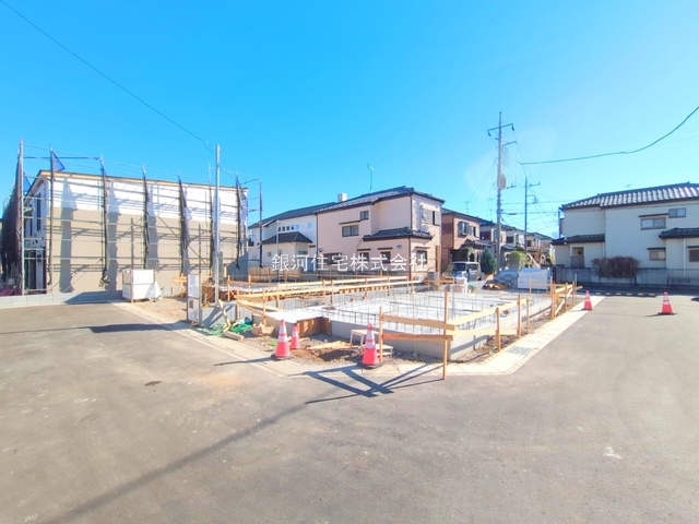 G00384107 埼玉県上尾市大字小敷谷 新築一戸建て 2880万円 土地面積123.57m² (約37.37坪) 建物面積98.53m² (約29.80坪) 間取り５ＬＤＫ 築年月2026年02月【外観3】