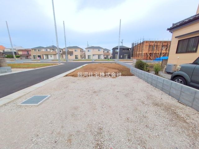 G00384107 埼玉県上尾市大字小敷谷 新築一戸建て 2880万円 土地面積123.57m² (約37.37坪) 建物面積98.53m² (約29.80坪) 間取り５ＬＤＫ 築年月2026年02月【外観16】