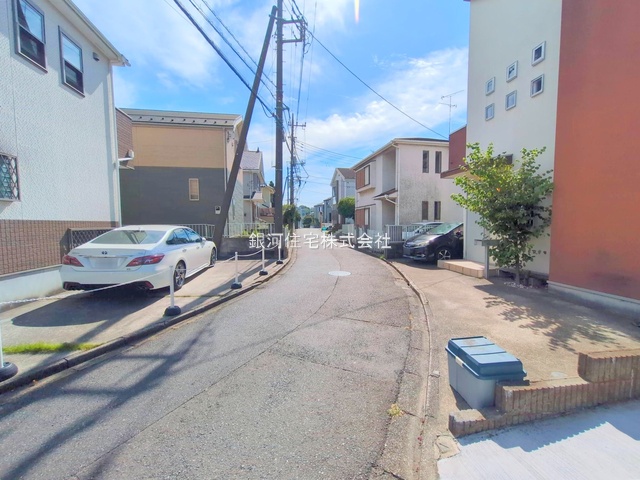 G00384133 東京都町田市高ヶ坂５丁目 中古一戸建て 2780万円 土地面積127.41m² (約38.54坪) 建物面積101.86m² (約30.81坪) 間取り４ＤＫ 築年月1998年01月(築27年)【外観5】