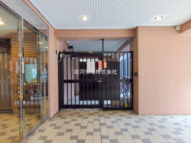 G00384201 東京都世田谷区南烏山６丁目 中古マンション 7180万円 専有面積56.51m² (約17.09坪) 間取り２ＳＬＤＫ 所在階5階 築年月1995年05月(築30年)【外観9】