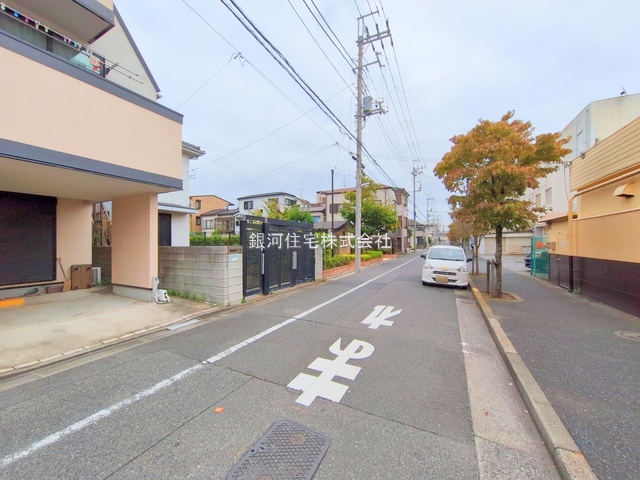 G00384205 東京都江戸川区篠崎町４丁目 中古一戸建て 6480万円 土地面積160.01m² (約48.40坪) 建物面積129.42m² (約39.14坪) 間取り５ＬＤＫ 築年月1995年01月(築30年)【外観12】