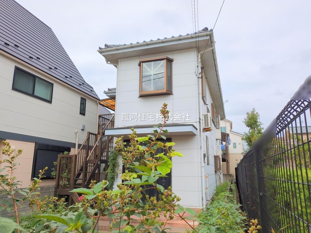 G00384205 東京都江戸川区篠崎町４丁目 中古一戸建て 6480万円 土地面積160.01m² (約48.40坪) 建物面積129.42m² (約39.14坪) 間取り５ＬＤＫ 築年月1995年01月(築30年)【外観17】