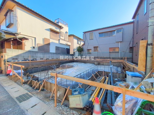 G00384269 千葉県千葉市稲毛区小仲台９丁目 新築一戸建て 4890万円 土地面積90.78m² (約27.46坪) 建物面積100.23m² (約30.31坪) 間取り４ＬＤＫ 築年月2026年02月