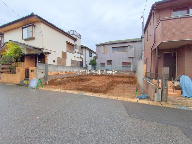 G00384269 千葉県千葉市稲毛区小仲台９丁目 新築一戸建て 4890万円 土地面積90.78m² (約27.46坪) 建物面積100.23m² (約30.31坪) 間取り４ＬＤＫ 築年月2026年02月【外観5】