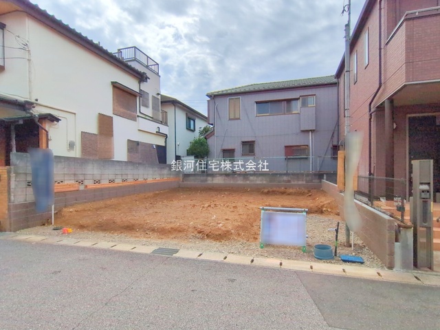 G00384269 千葉県千葉市稲毛区小仲台９丁目 新築一戸建て 4890万円 土地面積90.78m² (約27.46坪) 建物面積100.23m² (約30.31坪) 間取り４ＬＤＫ 築年月2026年02月【外観7】