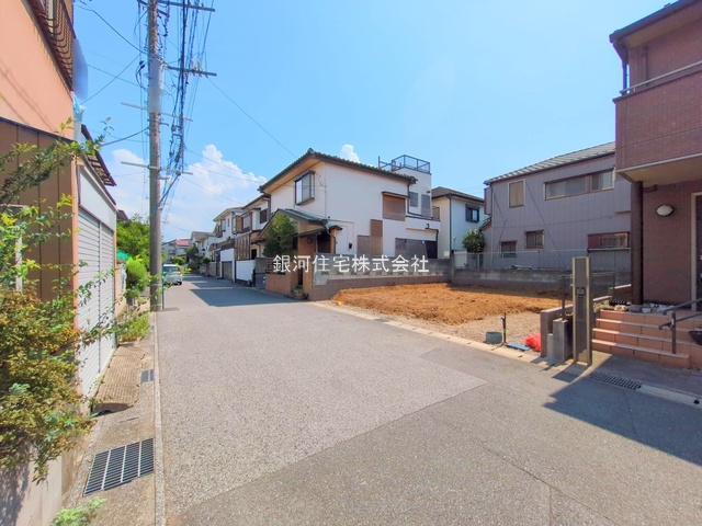 G00384269 千葉県千葉市稲毛区小仲台９丁目 新築一戸建て 4890万円 土地面積90.78m² (約27.46坪) 建物面積100.23m² (約30.31坪) 間取り４ＬＤＫ 築年月2026年02月【外観13】