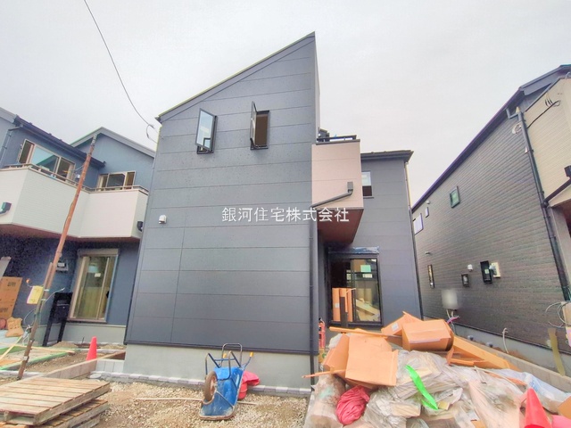 G00384271 千葉県松戸市千駄堀 新築一戸建て 4390万円 土地面積108.68m² (約32.87坪) 建物面積105.30m² (約31.85坪) 間取り４ＬＤＫ 築年月2025年12月【外観5】