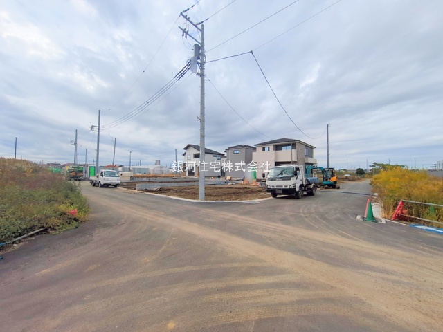 G00384274 千葉県市川市北方町４丁目 新築一戸建て 5499万円 土地面積198.76m² (約60.12坪) 建物面積104.57m² (約31.63坪) 間取り４ＬＤＫ 築年月2025年11月(築１年以内)【外観3】