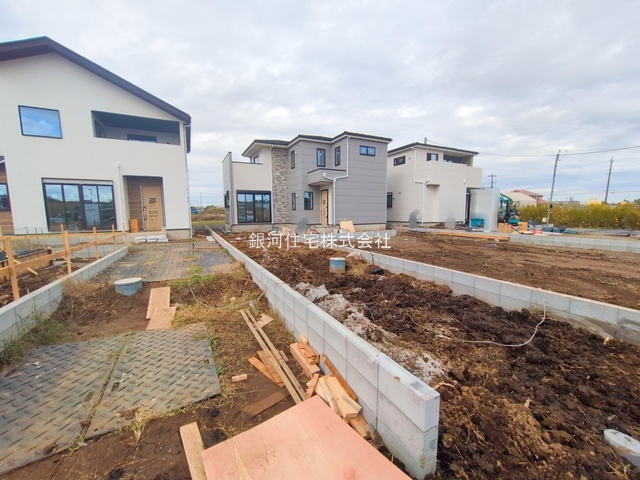 G00384274 千葉県市川市北方町４丁目 新築一戸建て 5499万円 土地面積198.76m² (約60.12坪) 建物面積104.57m² (約31.63坪) 間取り４ＬＤＫ 築年月2025年11月(築１年以内)【外観8】