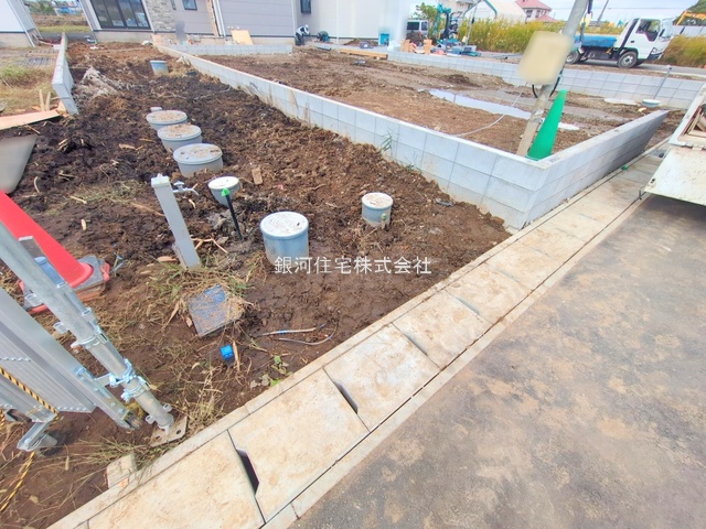 G00384274 千葉県市川市北方町４丁目 新築一戸建て 5499万円 土地面積198.76m² (約60.12坪) 建物面積104.57m² (約31.63坪) 間取り４ＬＤＫ 築年月2025年11月(築１年以内)【外観12】