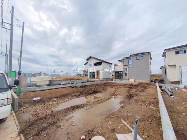G00384274 千葉県市川市北方町４丁目 新築一戸建て 5499万円 土地面積198.76m² (約60.12坪) 建物面積104.57m² (約31.63坪) 間取り４ＬＤＫ 築年月2025年11月(築１年以内)【外観15】