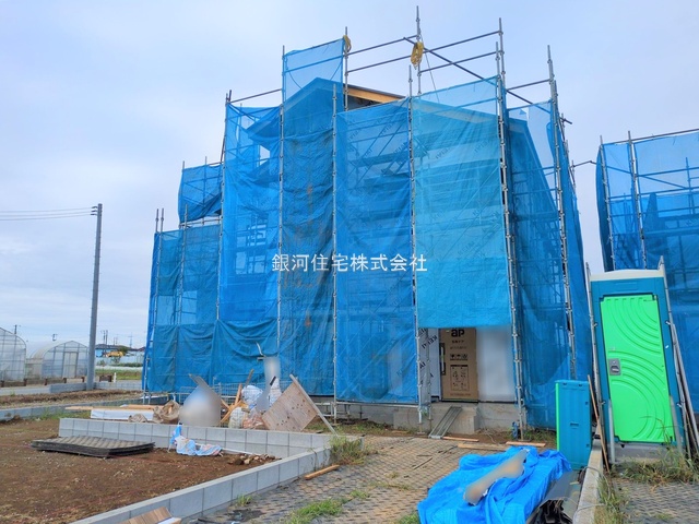 G00384275 千葉県市川市北方町４丁目 新築一戸建て 5399万円 土地面積198.86m² (約60.15坪) 建物面積109.06m² (約32.99坪) 間取り４ＬＤＫ 築年月2025年11月(築１年以内)【外観16】