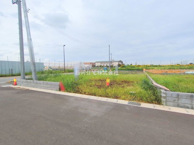 G00384278 千葉県市川市北方町４丁目 新築一戸建て 6299万円 土地面積160.05m² (約48.41坪) 建物面積105.96m² (約32.05坪) 間取り４ＬＤＫ 築年月2026年02月【外観11】
