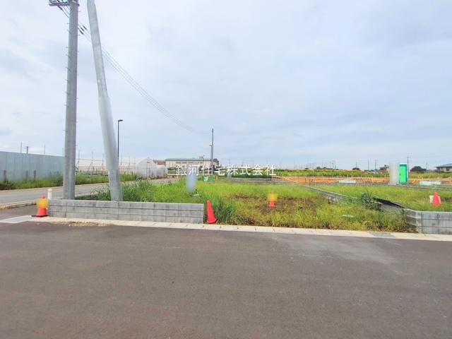 G00384278 千葉県市川市北方町４丁目 新築一戸建て 6299万円 土地面積160.05m² (約48.41坪) 建物面積105.96m² (約32.05坪) 間取り４ＬＤＫ 築年月2026年02月【外観16】