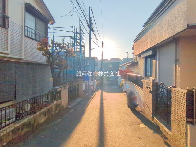 G00384279 千葉県船橋市飯山満町３丁目 新築一戸建て 4090万円 土地面積99.02m² (約29.95坪) 建物面積92.33m² (約27.92坪) 間取り４ＬＤＫ 築年月2026年01月【外観3】