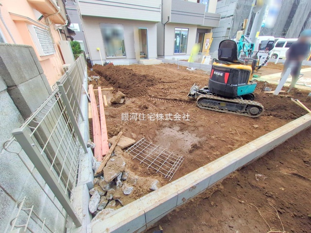 G00384280 埼玉県上尾市大字久保 新築一戸建て 3490万円 土地面積146.77m² (約44.39坪) 建物面積99.36m² (約30.05坪) 間取り４ＬＤＫ 築年月2025年12月【外観10】