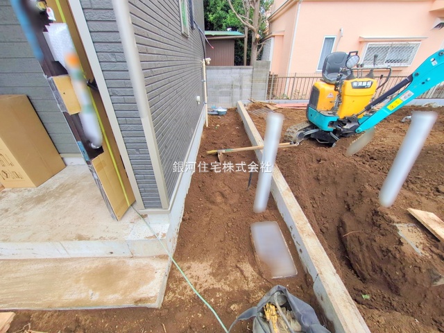 G00384281 埼玉県上尾市大字久保 新築一戸建て 3690万円 土地面積131.70m² (約39.83坪) 建物面積97.71m² (約29.55坪) 間取り４ＬＤＫ 築年月2025年12月【外観10】