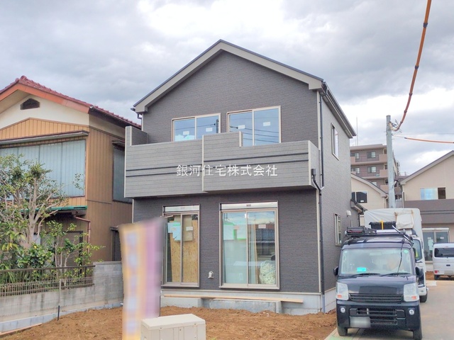 G00384281 埼玉県上尾市大字久保 新築一戸建て 3690万円 土地面積131.70m² (約39.83坪) 建物面積97.71m² (約29.55坪) 間取り４ＬＤＫ 築年月2025年12月【外観15】