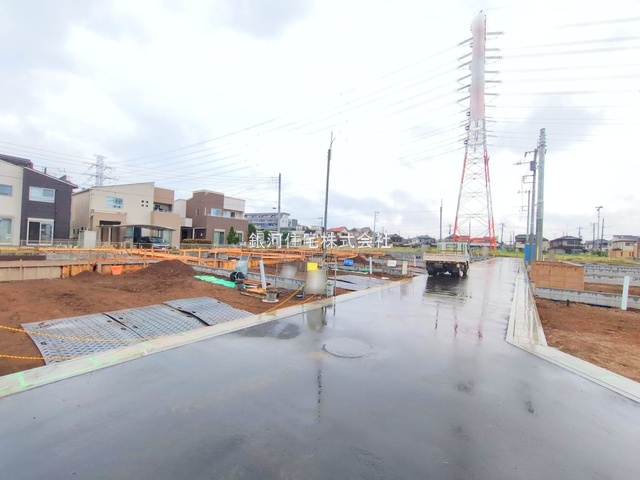 G00384284 埼玉県上尾市大字久保 新築一戸建て 3690万円 土地面積140.02m² (約42.35坪) 建物面積97.50m² (約29.49坪) 間取り４ＬＤＫ 築年月2025年12月【外観15】