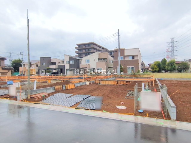 G00384285 埼玉県上尾市大字久保 新築一戸建て 3690万円 土地面積140.03m² (約42.35坪) 建物面積98.74m² (約29.86坪) 間取り４ＬＤＫ 築年月2025年12月【外観11】