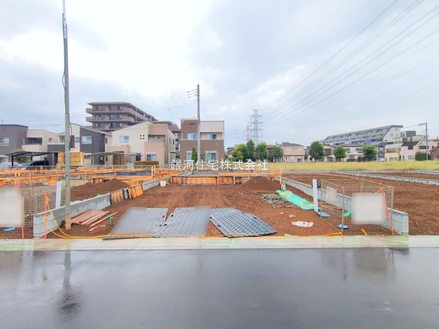 G00384285 埼玉県上尾市大字久保 新築一戸建て 3690万円 土地面積140.03m² (約42.35坪) 建物面積98.74m² (約29.86坪) 間取り４ＬＤＫ 築年月2025年12月【外観18】