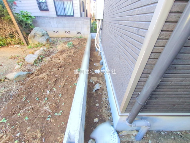 G00384287 埼玉県上尾市二ツ宮 新築一戸建て 3190万円 土地面積82.86m² (約25.06坪) 建物面積88.60m² (約26.80坪) 間取り４ＬＤＫ 築年月2025年12月【外観7】