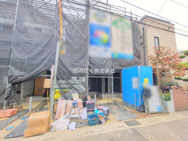 G00384287 埼玉県上尾市二ツ宮 新築一戸建て 3190万円 土地面積82.86m² (約25.06坪) 建物面積88.60m² (約26.80坪) 間取り４ＬＤＫ 築年月2025年12月【外観18】