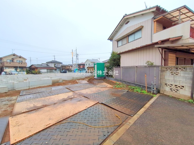 G00384293 千葉県野田市清水 新築一戸建て 2890万円 土地面積138.89m² (約42.01坪) 建物面積99.36m² (約30.05坪) 間取り４ＬＤＫ 築年月2026年01月【外観11】