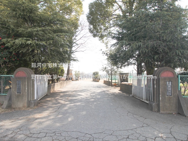 G00384293 千葉県野田市清水 新築一戸建て 2890万円 土地面積138.89m² (約42.01坪) 建物面積99.36m² (約30.05坪) 間取り４ＬＤＫ 築年月2026年01月【周辺環境】野田市立第一中学校