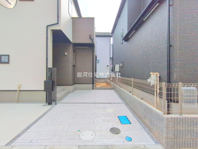 G00384336 千葉県流山市平和台３丁目 新築一戸建て 4680万円 土地面積102.40m² (約30.97坪) 建物面積96.47m² (約29.18坪) 間取り４ＬＤＫ 築年月2025年09月(築１年以内)【外観9】