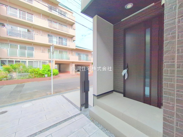 G00384336 千葉県流山市平和台３丁目 新築一戸建て 4680万円 土地面積102.40m² (約30.97坪) 建物面積96.47m² (約29.18坪) 間取り４ＬＤＫ 築年月2025年09月(築１年以内)【外観16】